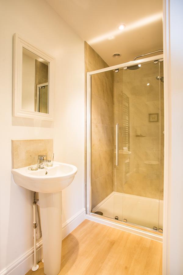 The Kings Arms Hotel Fernhurst Esterno foto